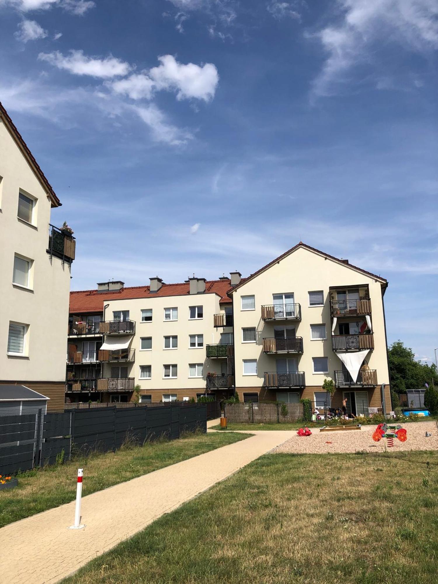 Urocze Mieszkanie Z Ogrodkiem I Bezplatny Parking Wrocław Exterior foto