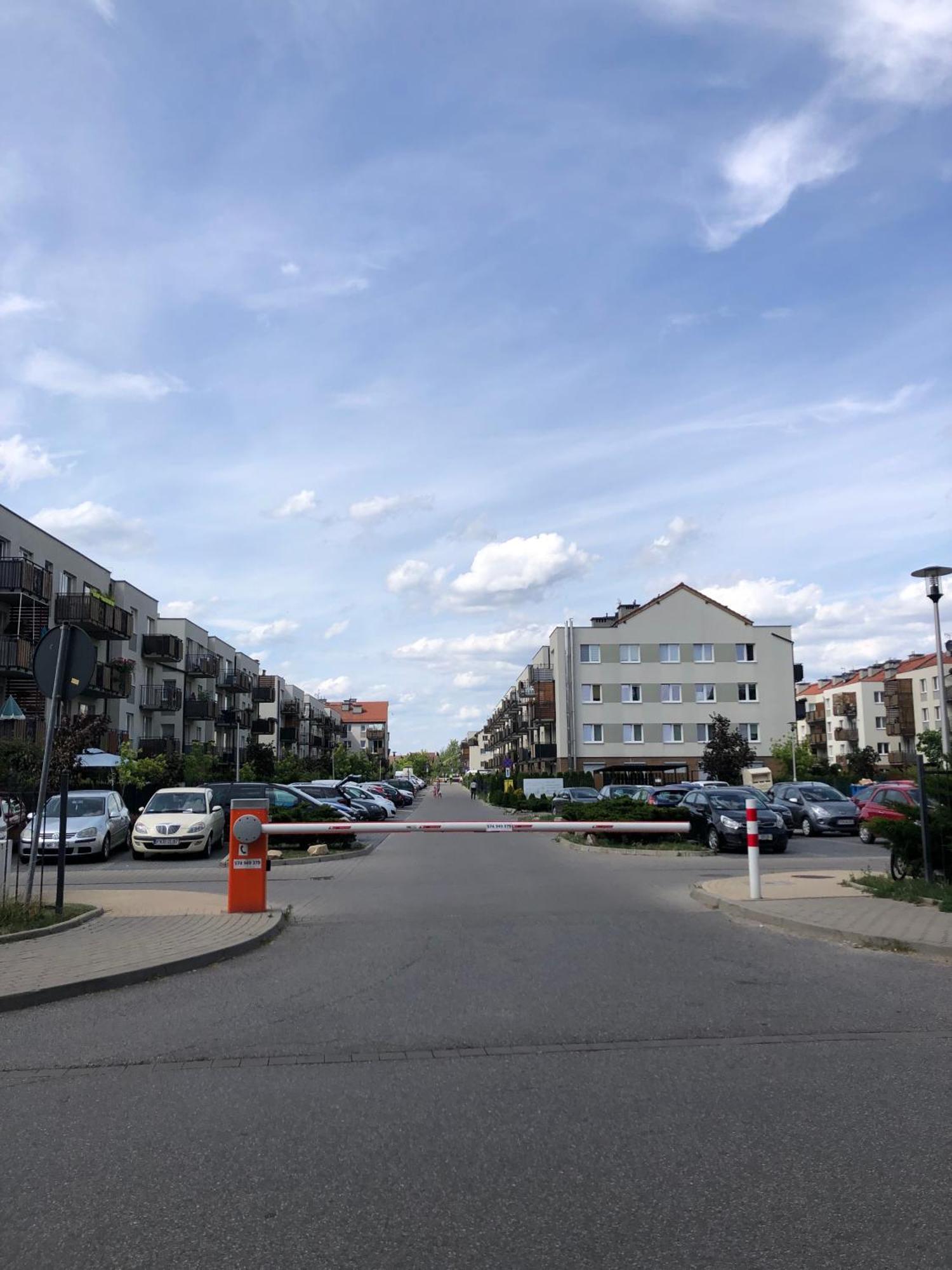 Urocze Mieszkanie Z Ogrodkiem I Bezplatny Parking Wrocław Exterior foto